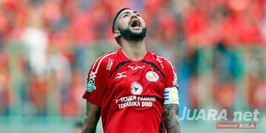 Arema FC Tak Akan Rekrut Marcel Sacramento