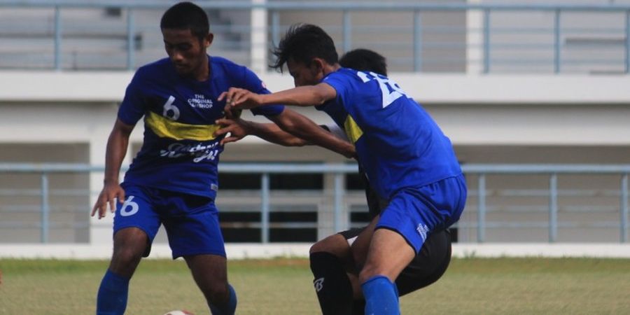 Tim Sepak Bola Sumsel Latihan di Jawa