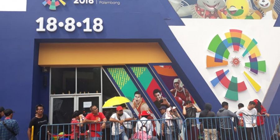Demi Dapatkan Merchandise Asian Games 2018, Pengunjung Rela Menunggu Sejak Pukul 6 Pagi