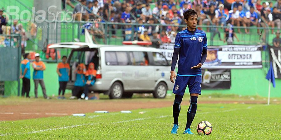 Belum Menang di Liga 1, Bek Arema FC Malu Bertemu Suporter