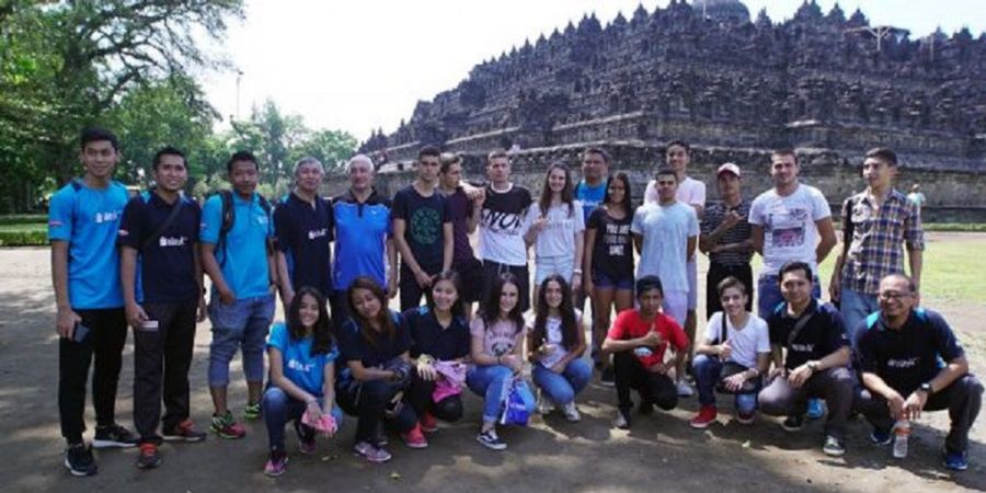 Pebulu Tangkis Mancanegara Nikmati Keindahan Borobudur Jelang Kejuaraan Dunia Junior