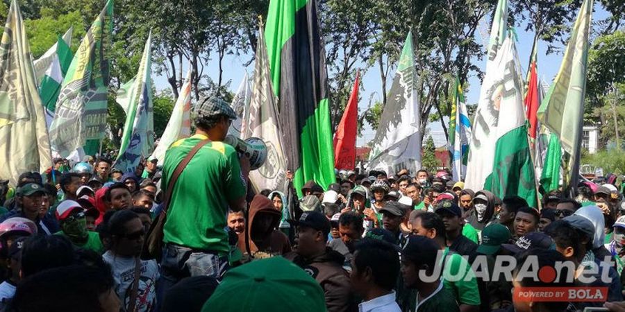 Duka Warganet untuk Tiga Bonek yang Meninggal Pasca Laga Persebaya Vs Martapura