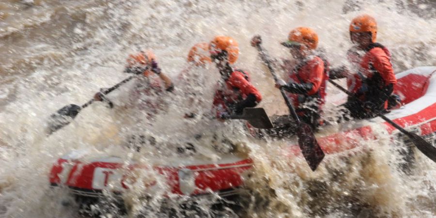 Ingin Rafting? Pahami Ini Terlebih Dahulu