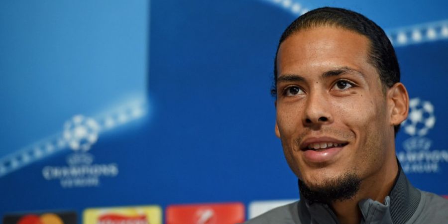 Nikmati Waktu Luang, Virgil van Dijk Pilih Belanja Bareng sang Istri