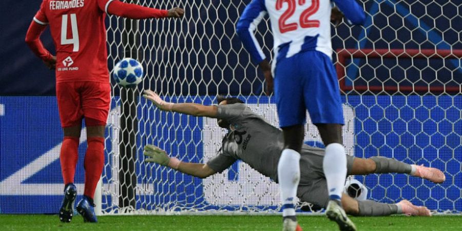 Iker Casillas Tepis 19 Penalti