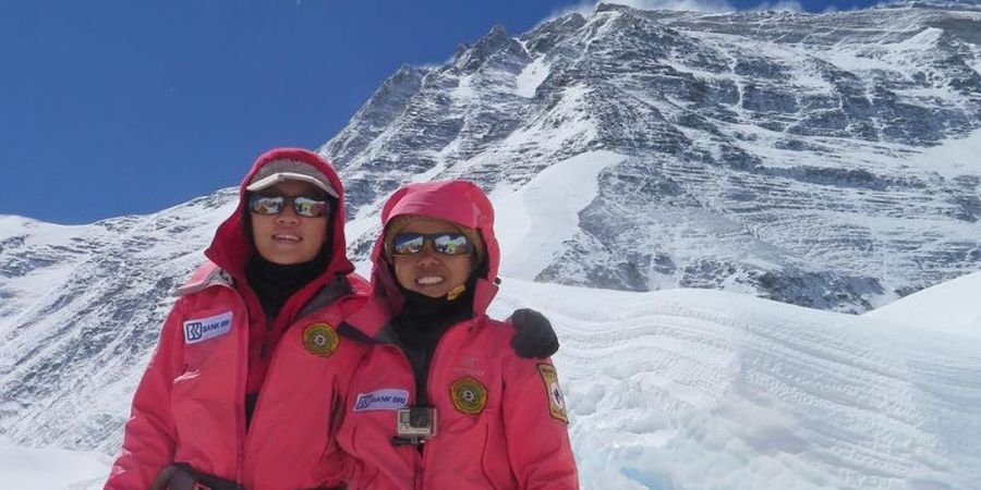 Dua Mahasiswi Unpar ini Berhasil Taklukkan 7 Puncak Tertinggi Dunia