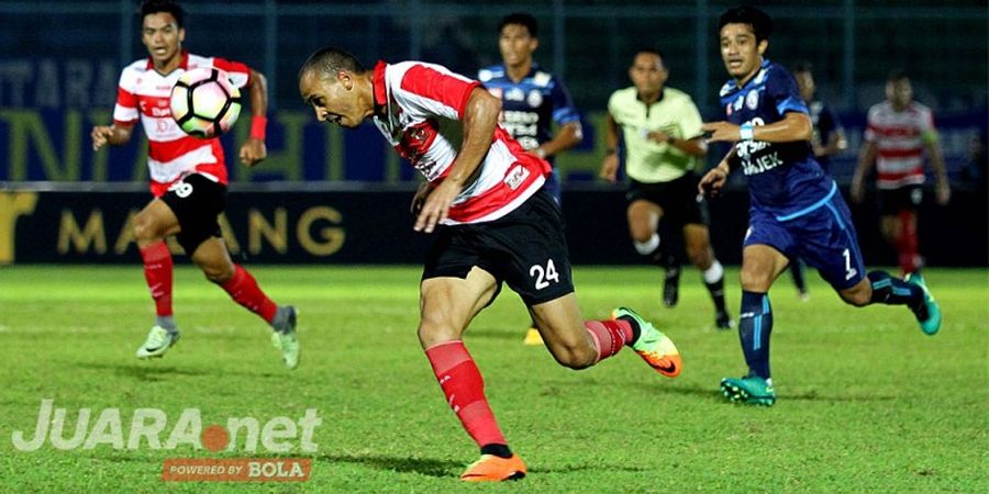Bedah Raja Gol Putaran Pertama Liga 1, Odemwingie Kalah Satu Hal dari Striker Bali United