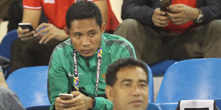 Indonesia Vs Vietnam - Ungkapan Perasaan Evan Dimas saat Hanya Duduk di Tribune Stadion