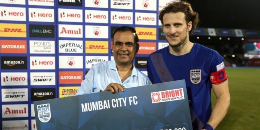 Фк фарма москва. Оранж u23 мумбаи страйкер. Оранж u23 мумбаи страйкер. Cricket fans in india. Рохит виджаяваргия.