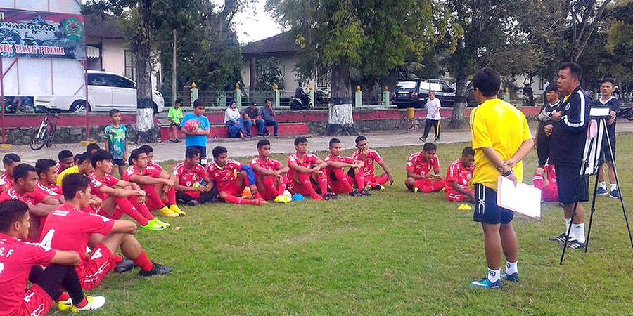 Semen Padang FC Bakal Miliki Pelatih Berlisensi AFC Pro