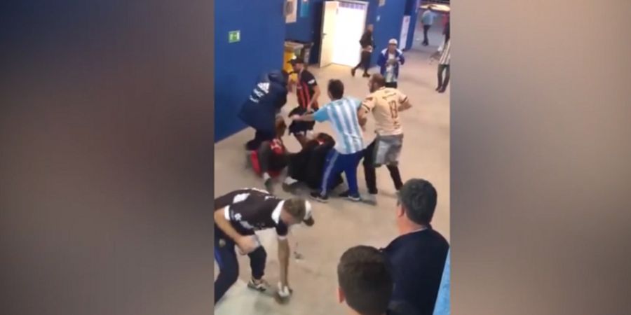 Argentina Didenda FIFA Gara-gara Ulah Pengemarnya terhadap Fan Kroasia