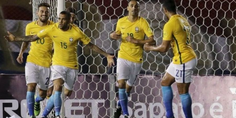 Usai Alami Cedera Lutut, Pemain Brasil Ini Masih Sempat Bertingkah 'Gila'