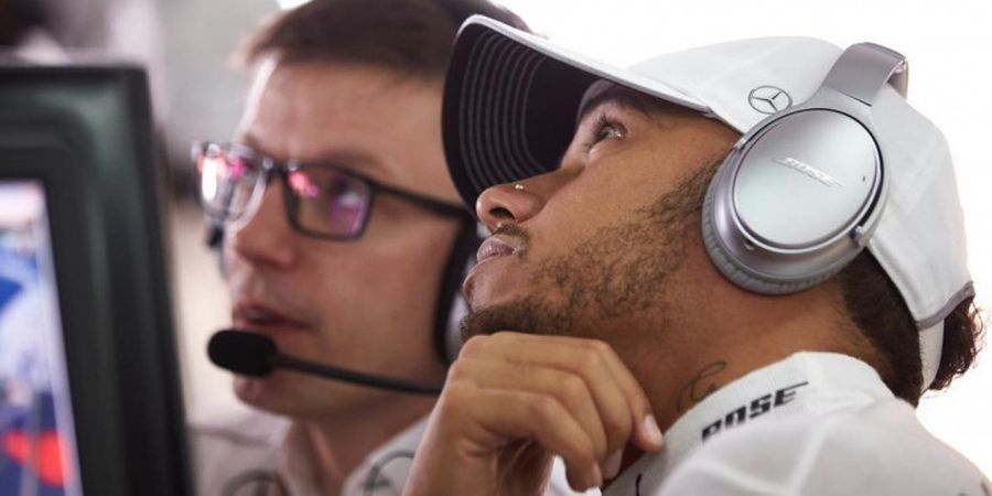 Lewis Hamilton Mengeluh Soal Getaran Mesin, Bos Mercedes Anggap Hanya Halusinasi