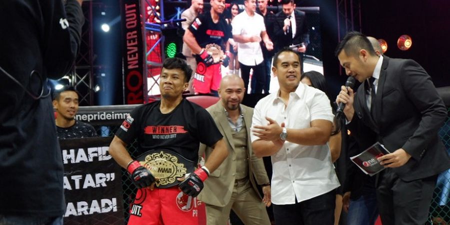 One Pride MMA, Hafid Nur Maradi Berhasil Raih Sabuk Kelas Bulu