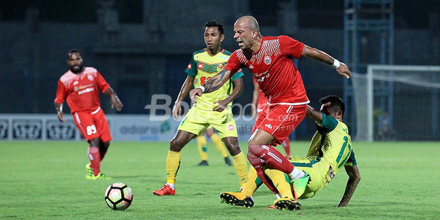 Jelang Lawan Bali United, Ivan Carlos Unggah Momen Bahagia di Media Sosial