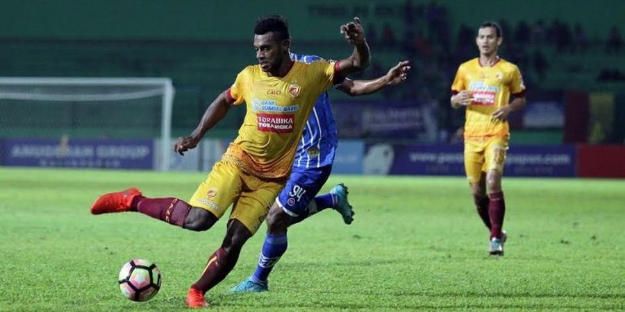 Madura United Punya Peluang Besar untuk Membawa Bek Sriwijaya FC