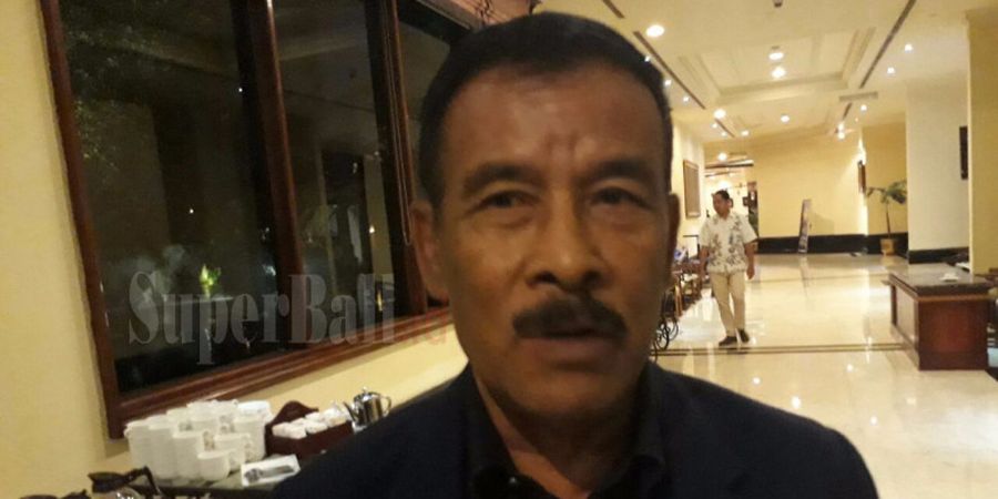 Umuh Muchtar Konfirmasi Soal Manajemen 'Istirahatkan' Asisten Pelatih Persib