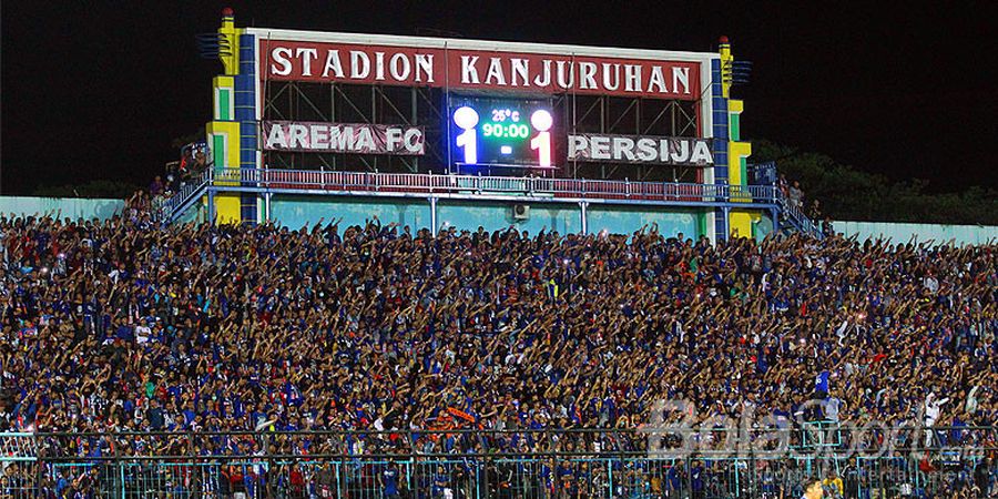 Aremania Terlibat dalam Sesi Latihan Arema FC