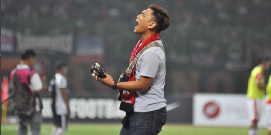 Instagram Domy Stupa Jadi Pemersatu Suporter Indonesia yang Bangga Atas Prestasi Persebaya