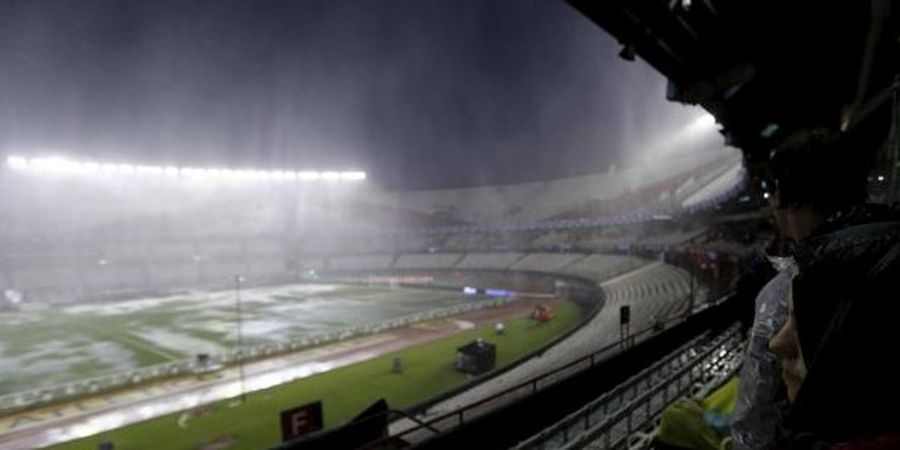 Hujan dan Becek, Superclasico Argentina Vs Brasil Ditunda