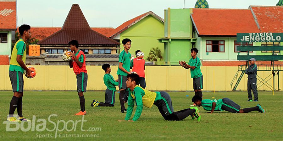 Fakhri Husaini Pulangkan Dua Pemain dari Timnas U-16