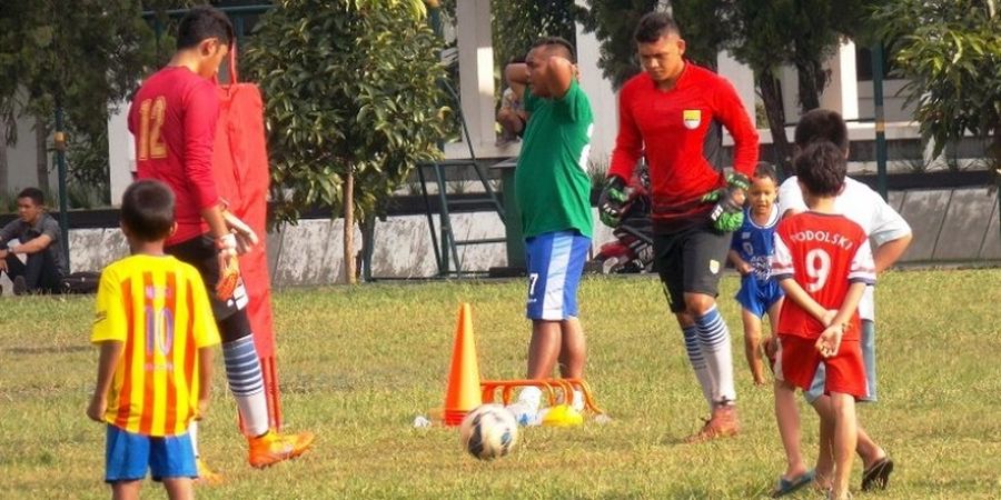 Persib Akan Rotasi Kiper di Piala Bhayangkara
