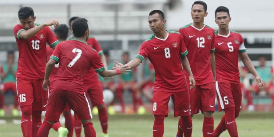 Irfan Bachdim dan Gian Zola Antar Timnas Bungkam Kamboja