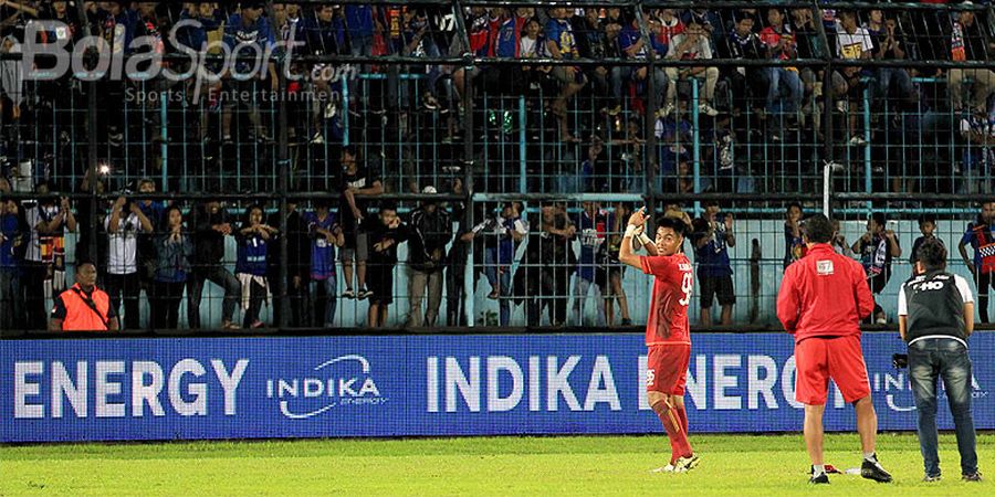 Performa Gemilan Kartika Aji Tuai Pujian dari Pelatih Kiper Arema FC