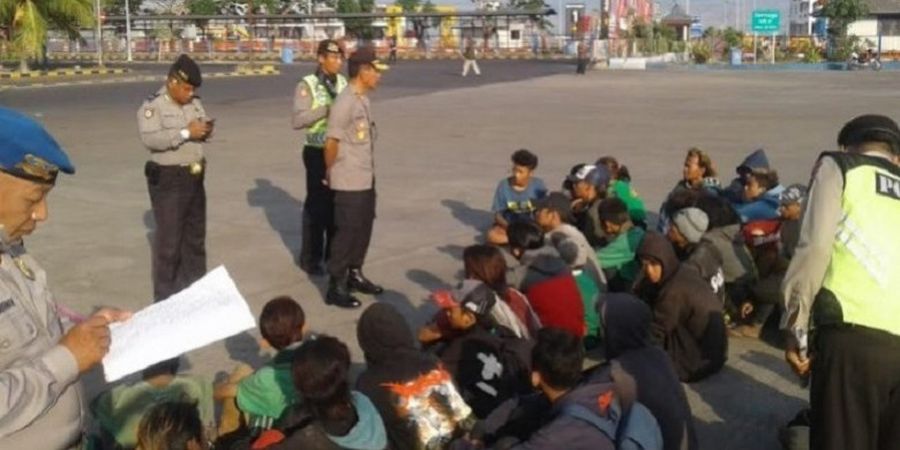 Jelang Persib Vs Persebaya, Puluhan Bonek yang Estafet ke Bali Langsung Dipulangkan