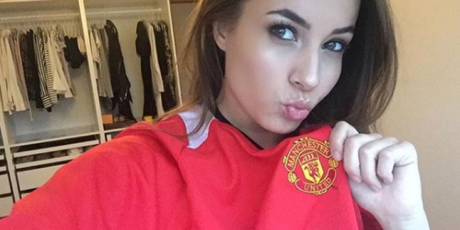 5 Potret Katrina Maria, Fan Manchester United Ini Dijamin Menyegarkan Mata