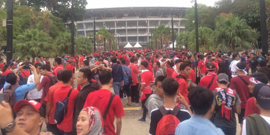 Piala Asia U-19 2018 - Inilah Suasana Merah Total di SUGBK, Dua Jam Sebelum Kick-off Timnas U-19 Indonesia Vs Jepang