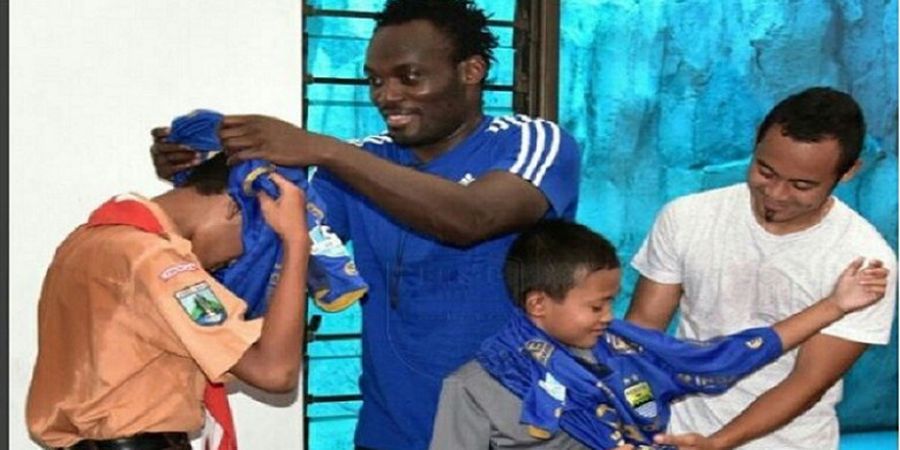 Inilah Penilaian Michael Essien Mengenai Standar Sepak Bola Indonesia