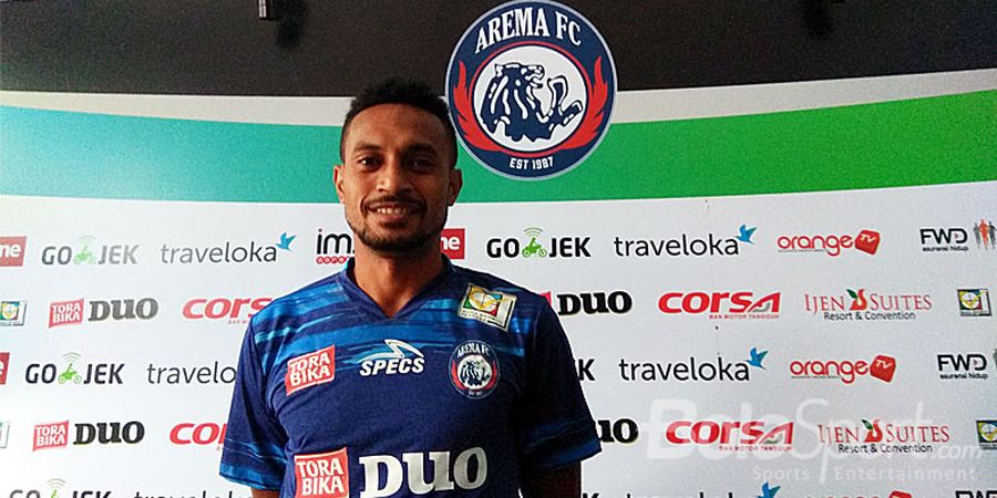 Beberapa Jam Sebelum Menjamu Persib Bandung, Arema FC Dapatkan Bek Anyar