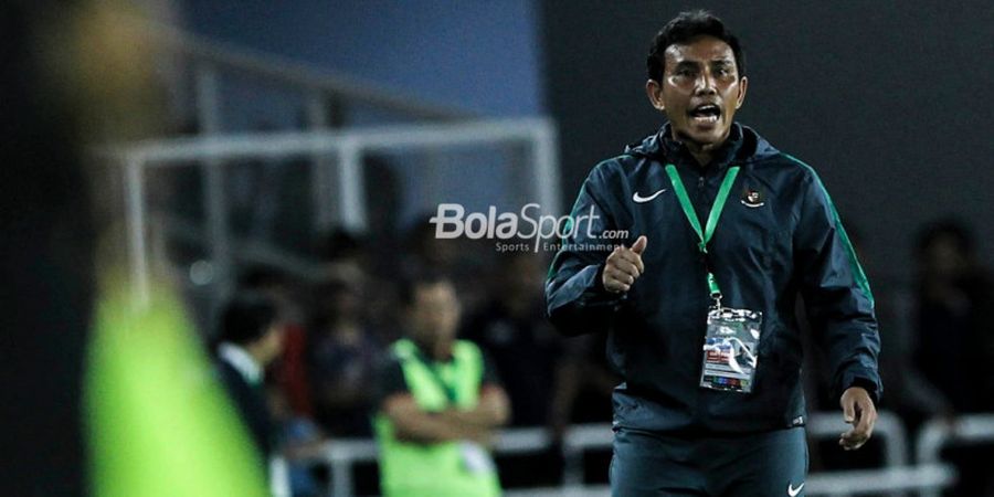 Bima Sakti Disarankan Fokus ke Timnas U-23 Indonesia Saja
