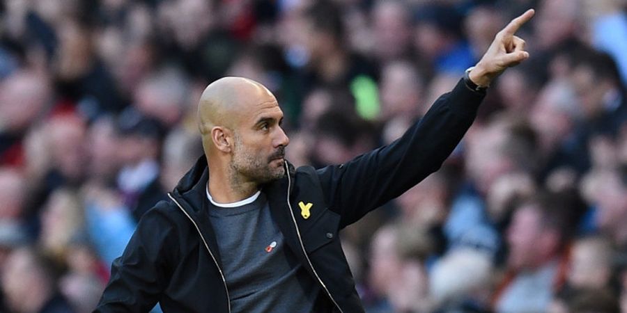 Selama Piala Dunia 2018, Pep Guardiola Siap Sedia 24 Jam untuk Bek Timnas Inggris Ini