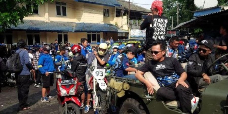 Bobotoh Sambut Kehadiran Bonek