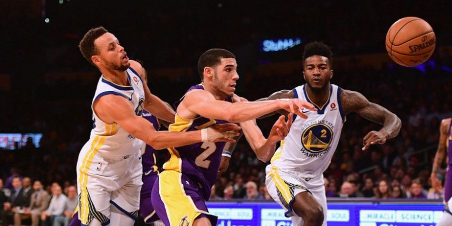 Melalui Overtime, Warriors Kalahkan Lakers di Staples Center