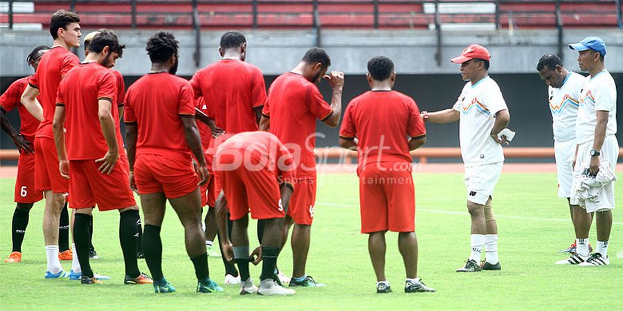 Penyerang Asal Belanda Ikuti Seleksi Perseru Serui