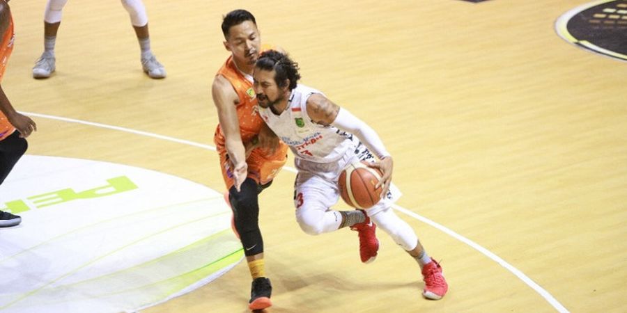 Pemain Asing NSH Belum Padu dengan Rekan Satu Tim asal Indonesia pada IBL 2017-2018