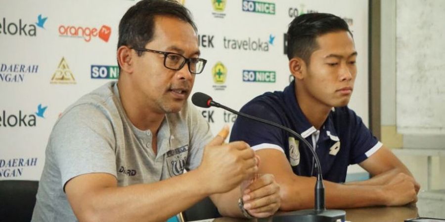 Manajemen Persela Lamongan Tetap Prioritaskan Aji Santoso sebagai Pelatih