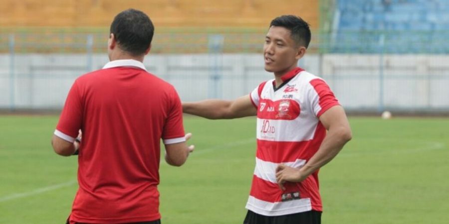 Psywar Bustomi Saat Kembali ke Tenggarong Bersama Madura United 