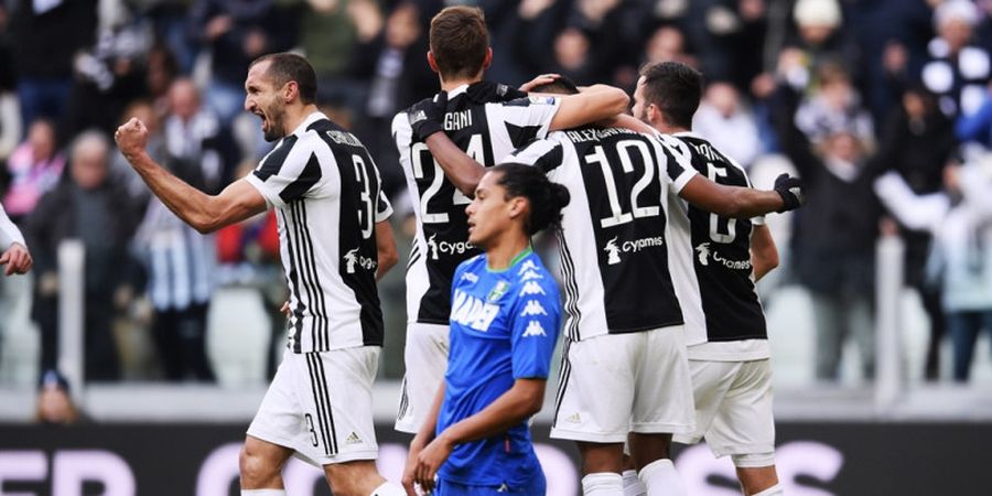 Lini Belakang Juventus Cetak Sejarah!