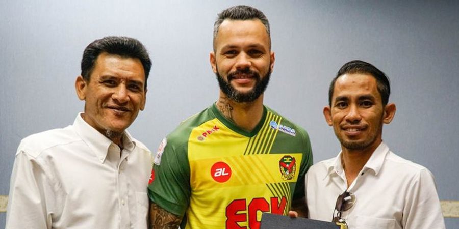 Striker yang Pernah Main di Copa del Rey Didepak, Andik Vermansah Reuni dengan Pemain Haus Gol 