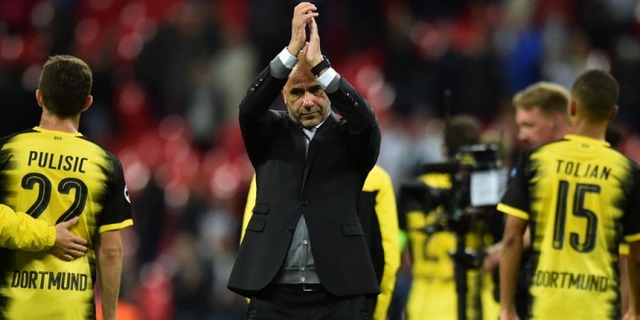 Borussia Dortmund Resmi Ceraikan Peter Bosz