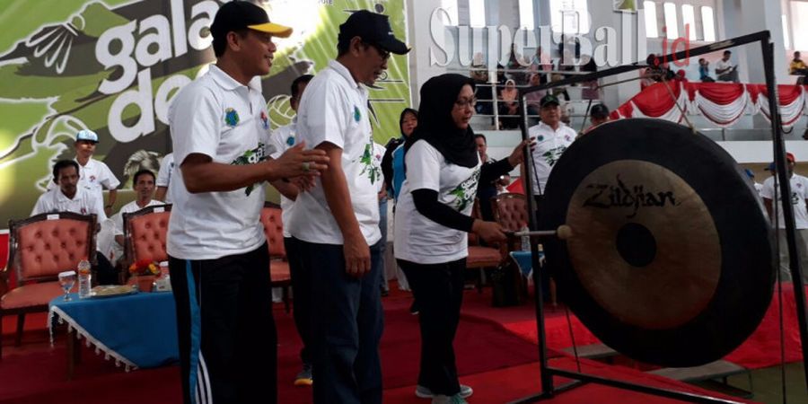 Kemenpora Resmi Buka Gala Desa 2017 di Batanghari