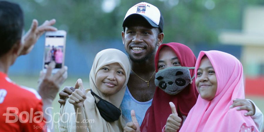 4 Fakta Okto Maniani, Salah Satunya Pernah Dijuluki Ryan Giggs-nya Indonesia