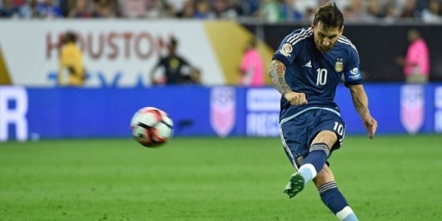 Messi Cetak Gol Indah, Satu Kaki Argentina di Final