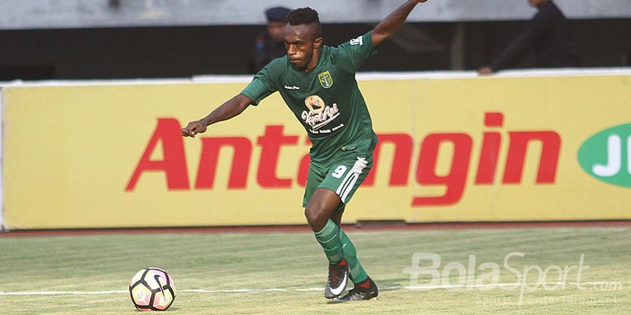 Dari Persebaya ke Arema FC, Ricky Kayame Pastikan Tetap Profesional