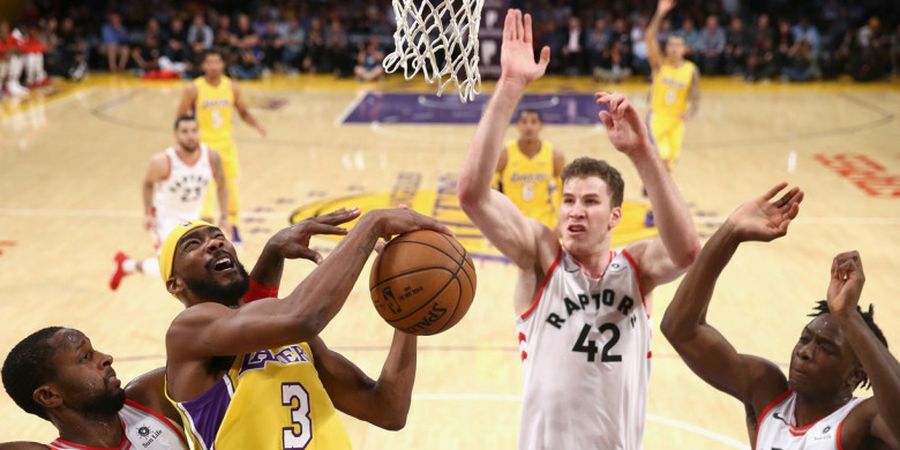 Duo Ball-Randle Impresif, Lakers Kalahkan Pistons