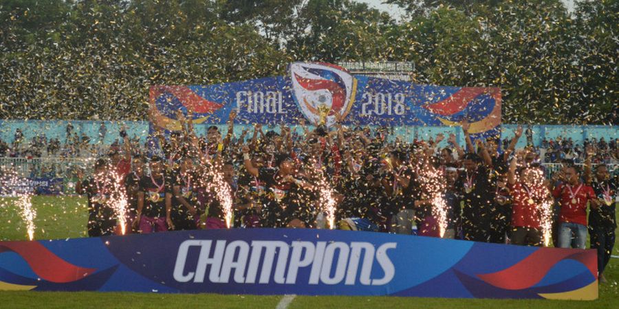 Persik Kediri Sapu Bersih Penghargaan Setelah Juara Liga 3 2018